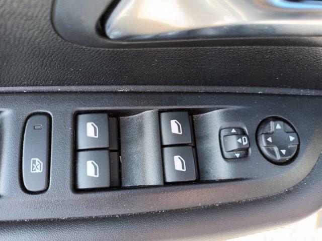 PEUGEOT 208 1200 PURETECH ALLURE 100CV CARPLAY LED"16