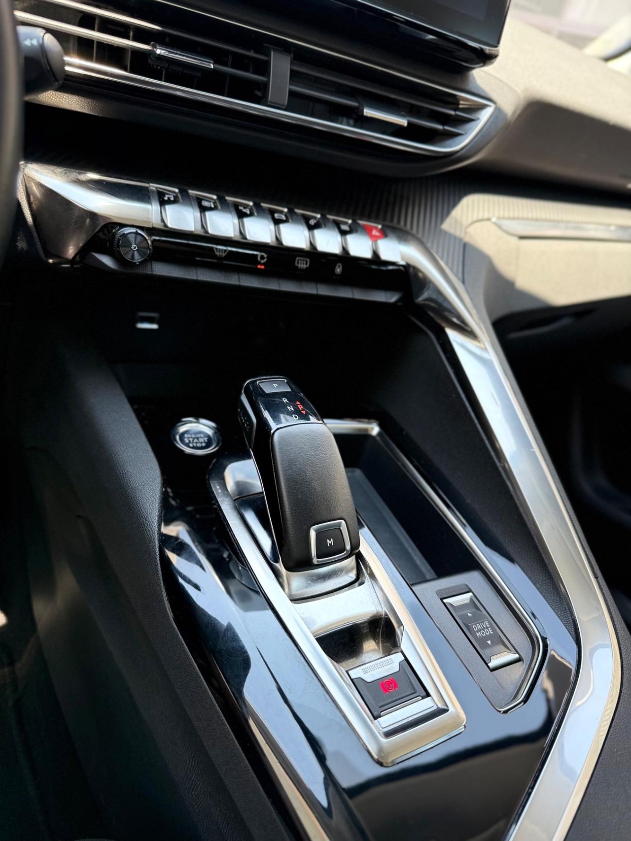 Peugeot 3008 1.5 Diesel GT Automatica 130 Cv