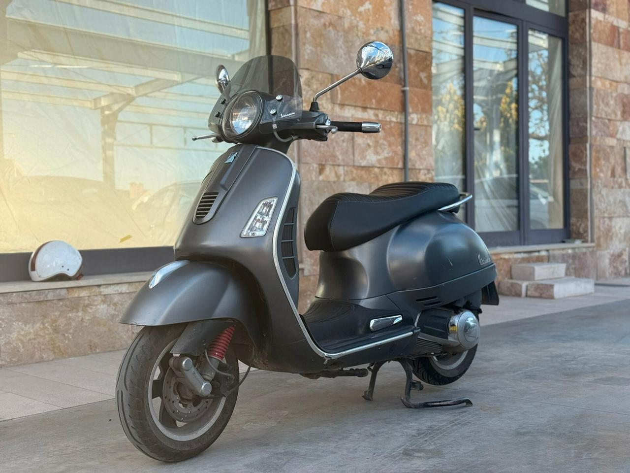Piaggio Vespa 125 GTS