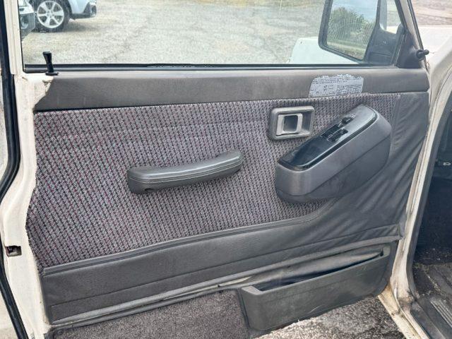 NISSAN Patrol 2.8 turbodiesel Autocarro