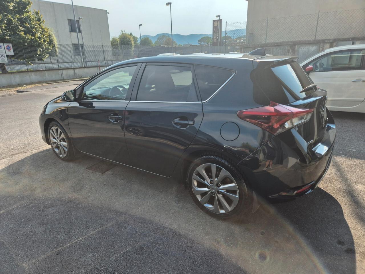 Toyota Auris 1.2 Turbo Lounge TAGLIANDATA REGOLARMENTE