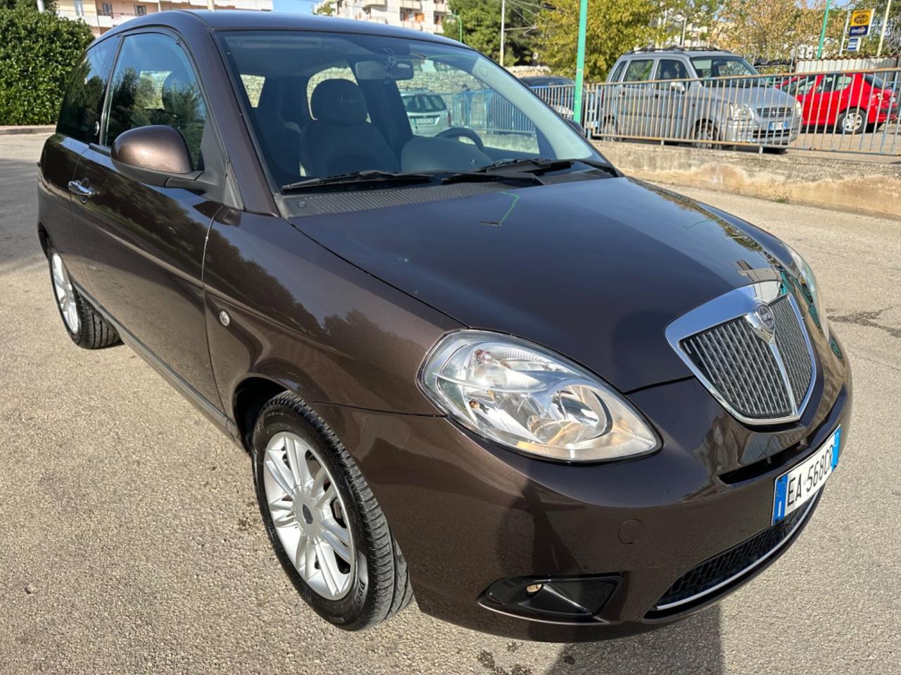 Lancia YPSILON 1.4 Platino GPL 2010 - BELLA!!!