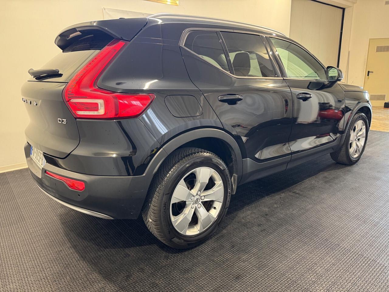 Volvo XC40 D3 Geartronic Momentum