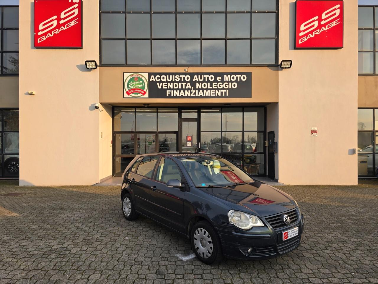 Volkswagen Polo 1.4benz - 5p.