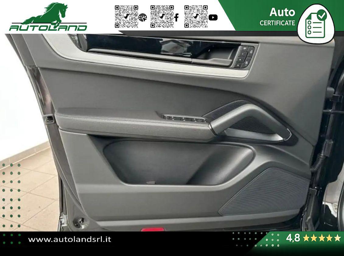 Porsche Cayenne Coupe 3.0 Black Edition tiptronic MY26