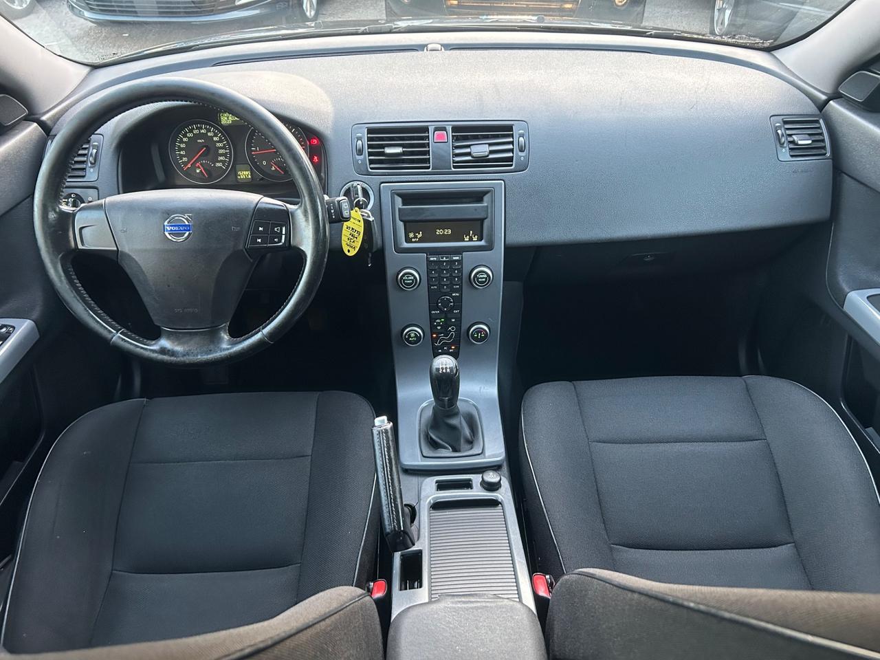 Volvo V50 1.6 D 150000km