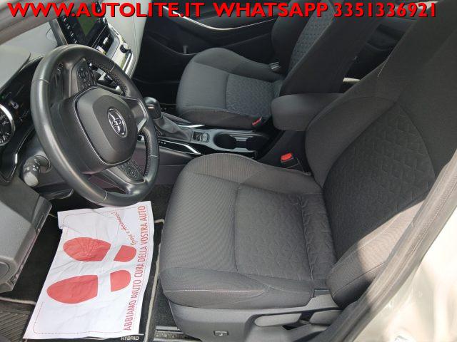 TOYOTA Corolla Touring Sports 1.8 Hybrid Business