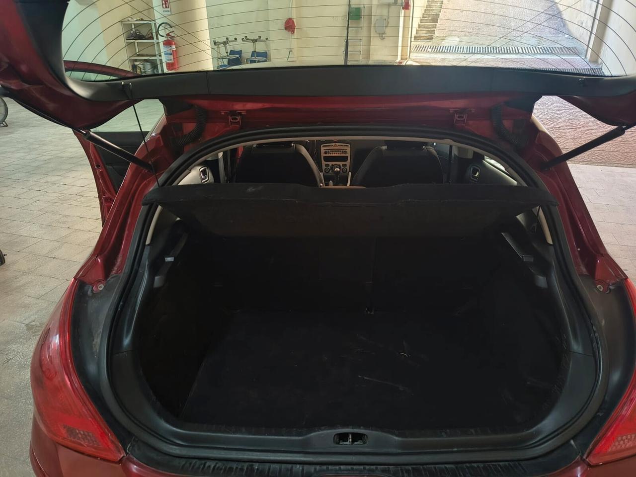 Peugeot 308 1.6 HDi 90CV 5p. Premium