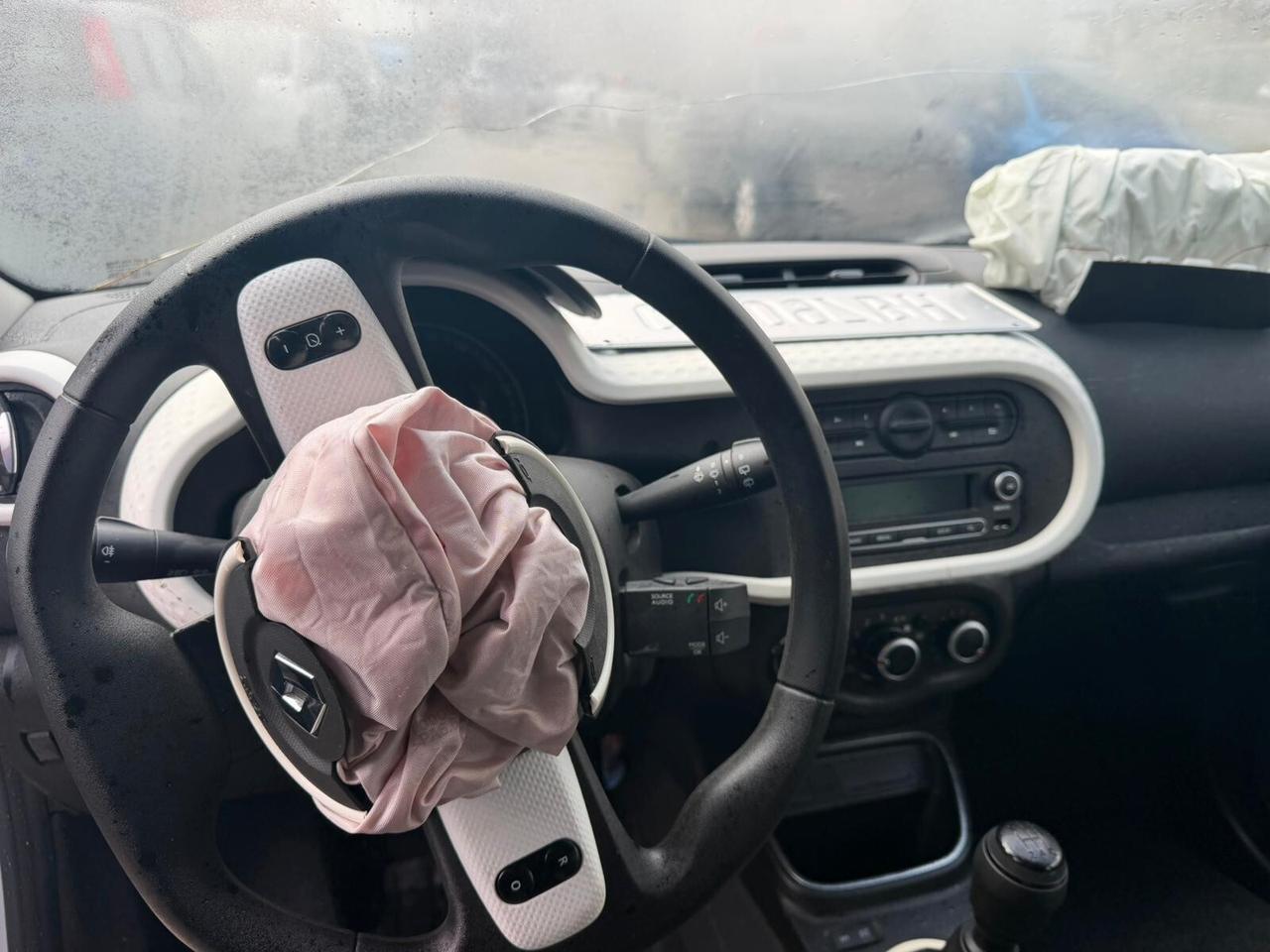 Renault Twingo 1,0 sinistrato - 2020