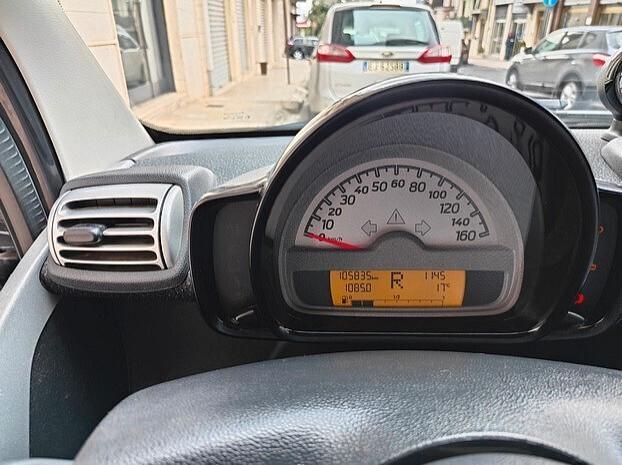 SMART ForTwo 1.0 52 kW *CAMBIO F1* - 2010