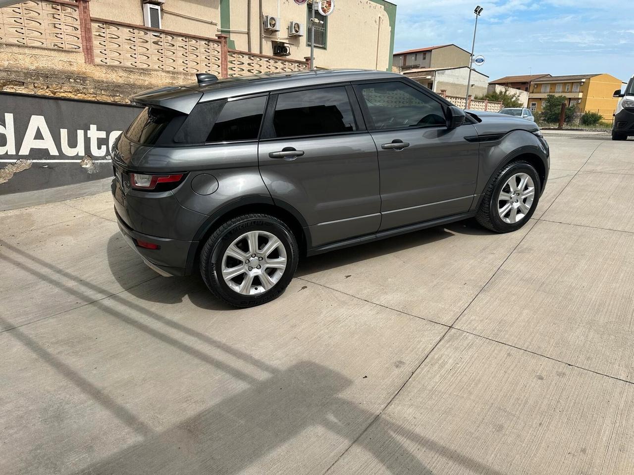 Land Rover Range Evoque 2.0 TD4 150 CV 5p. SE Dynamic