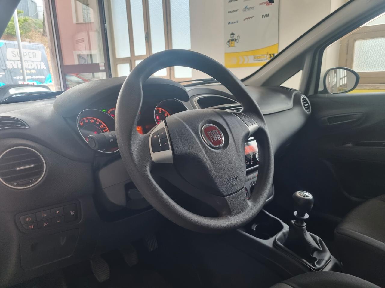 Fiat Punto 1.4 8V 5 porte Natural Power Street