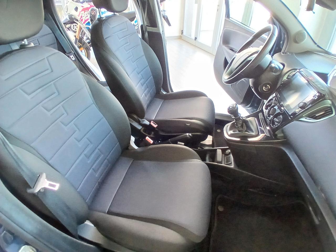 Lancia Ypsilon 1.0 HYBRID 70CV GOLD 2023