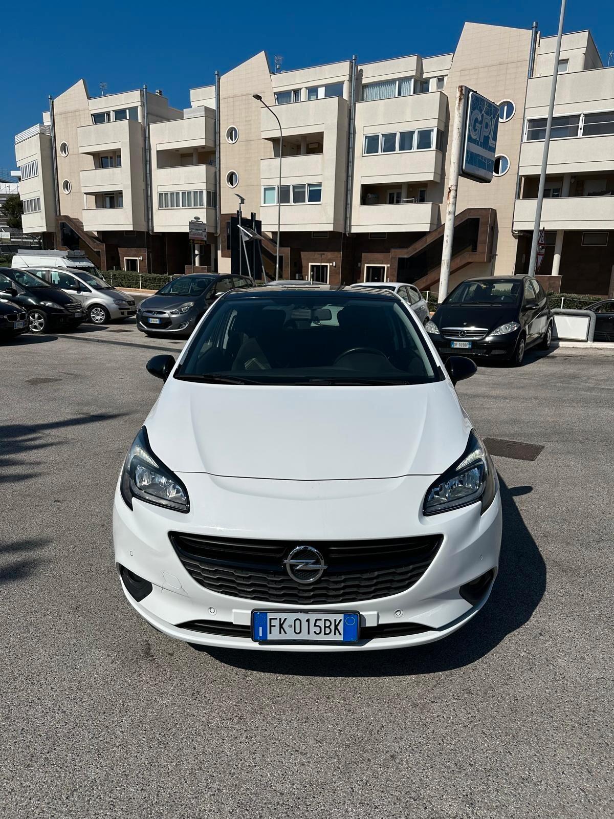 Opel Corsa 1.3 CDTI Coupé b-Color