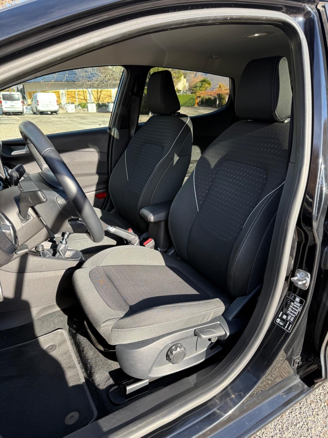 Ford Fiesta 1.5 EcoBlue 5 porte Vignale