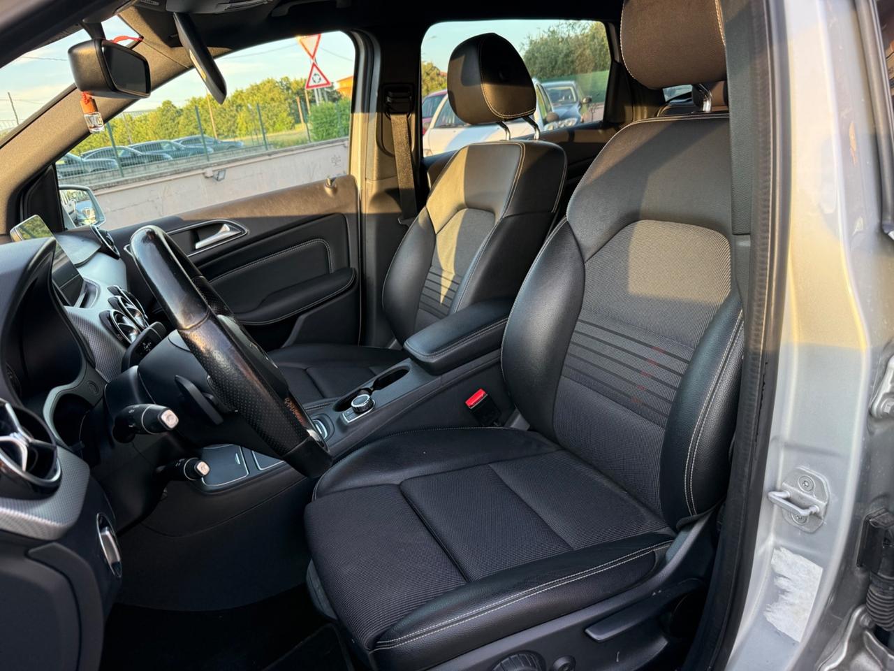 Mercedes-benz B 200 d Automatic Premium