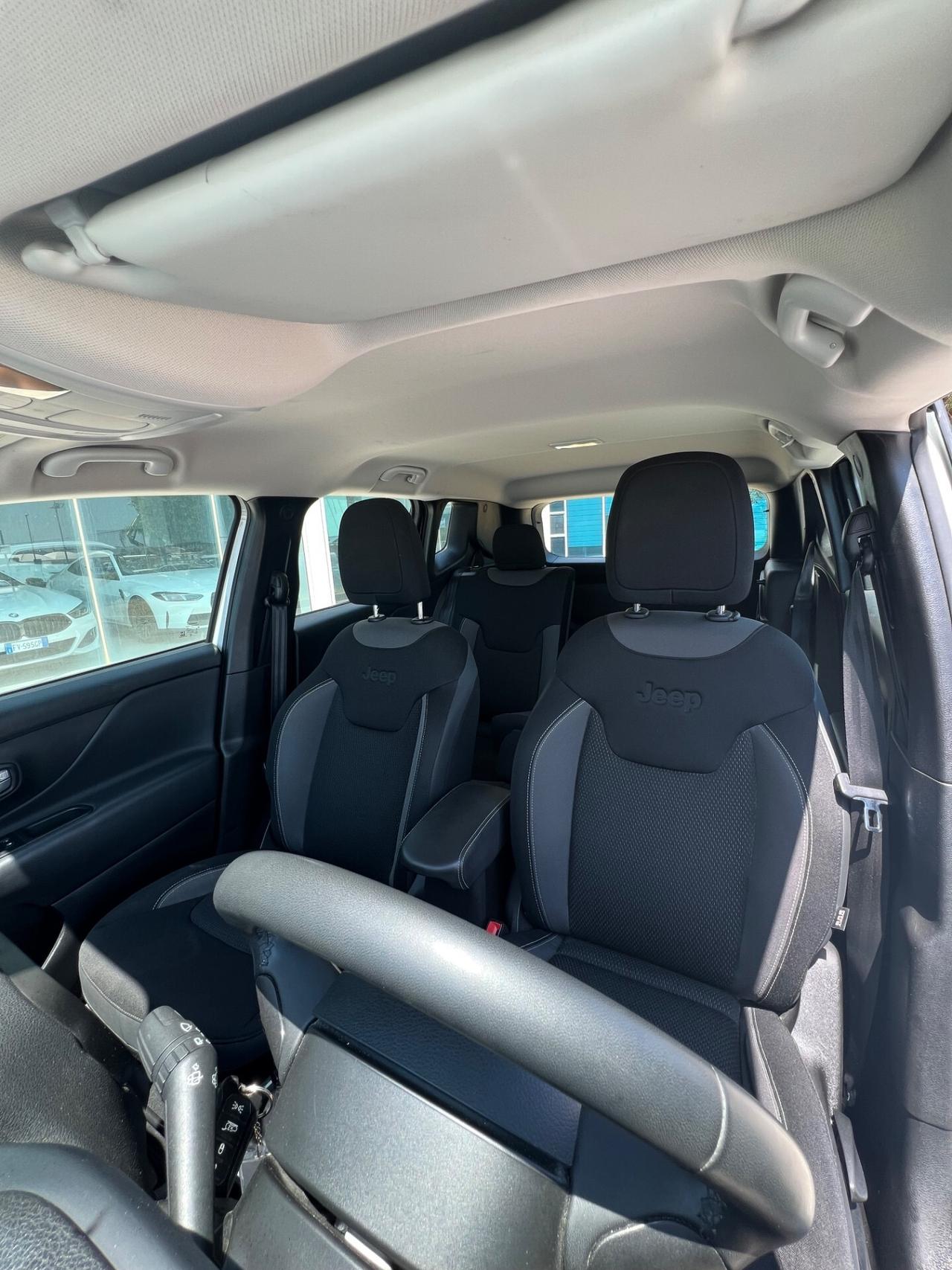 Jeep Renegade 1.6 Mjt 130 CV Limited - possibilità noleggio no scoring