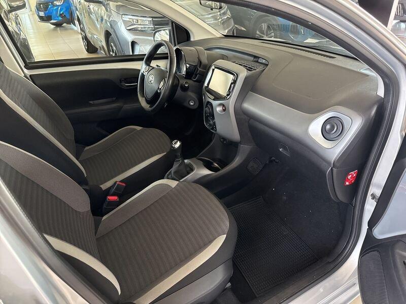 Toyota Aygo 1.0 VVT-i 69 CV 5 porte x-business