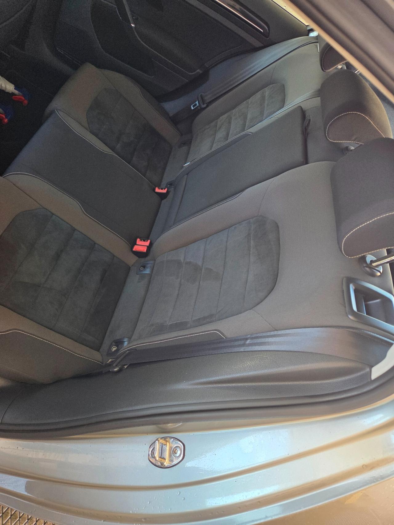Volkswagen Golf 1.6 TDI 5p. Highline 2014