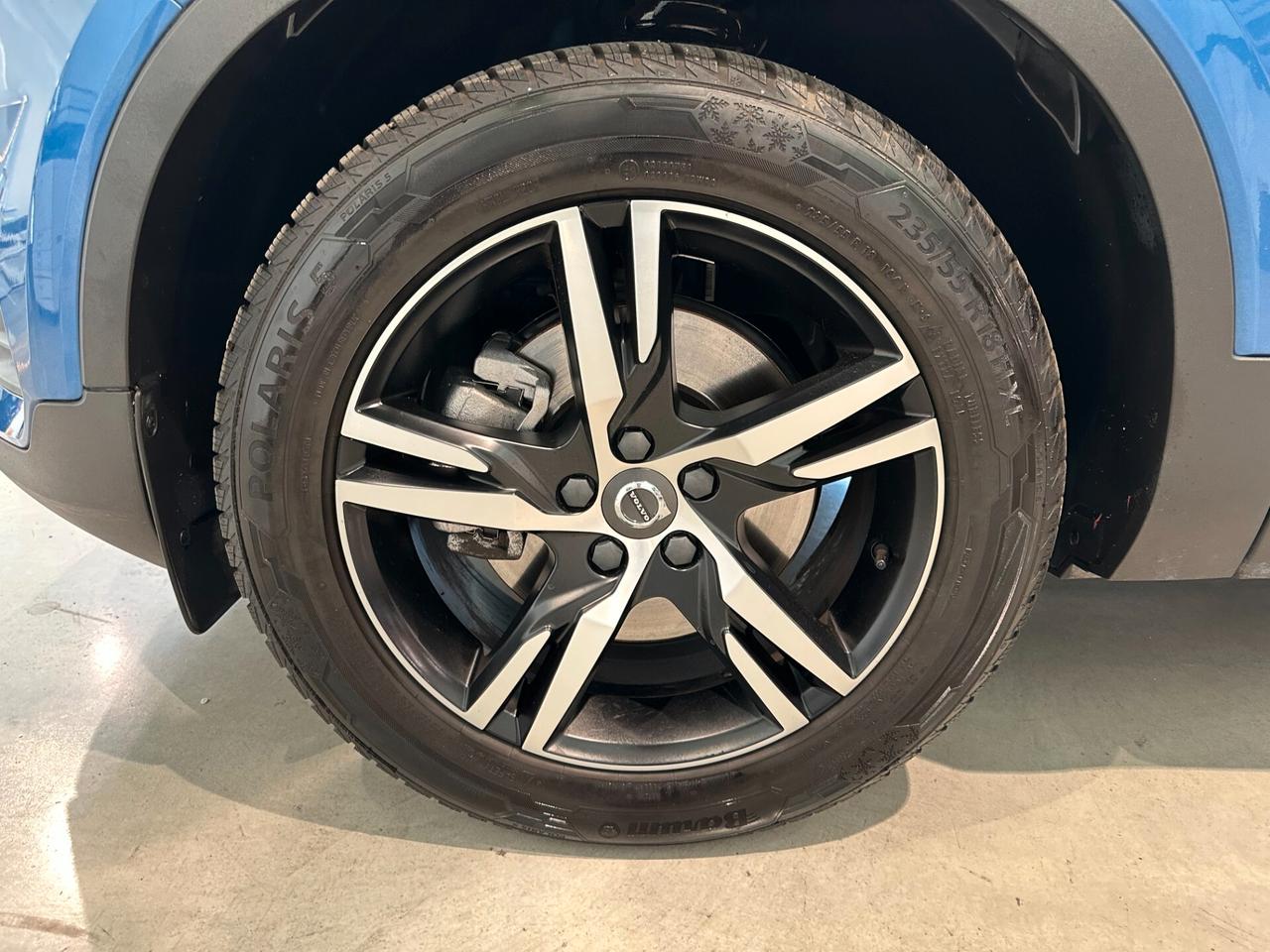 Volvo XC40 D3 Geartronic R-design IVA ESPOSTA