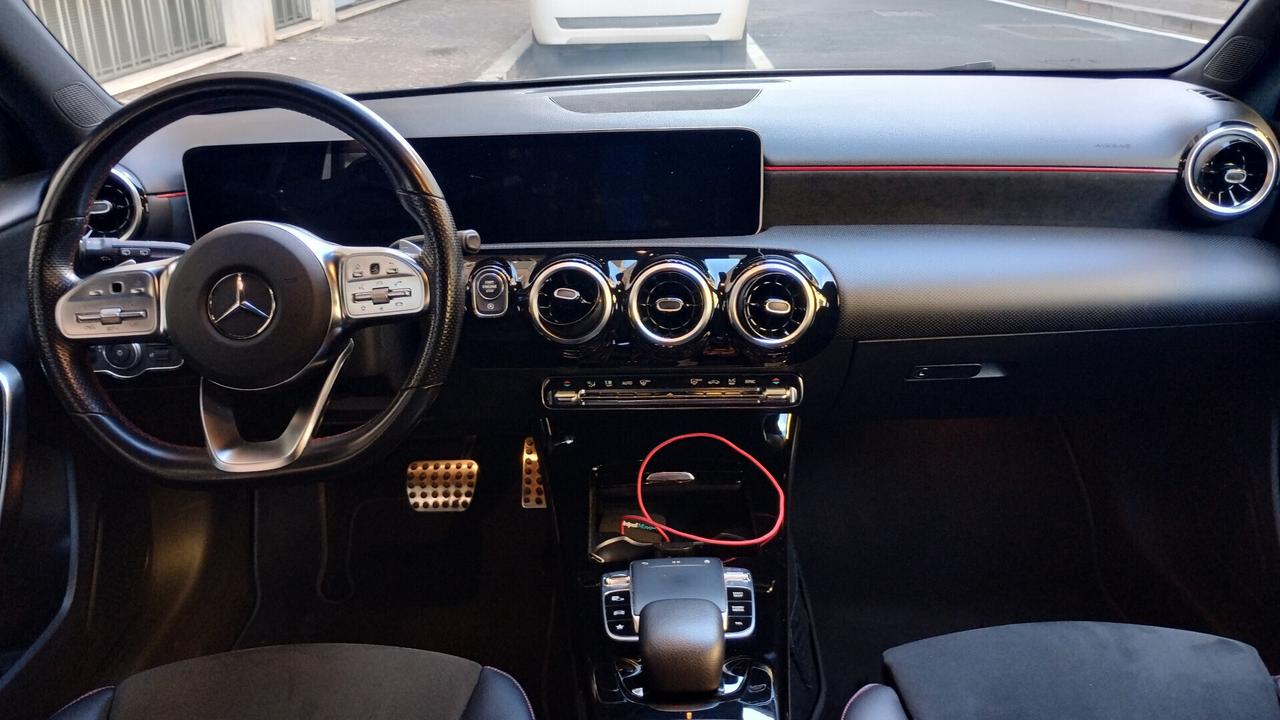 Mercedes-benz A 200 d Automatic Premium AMG LINE