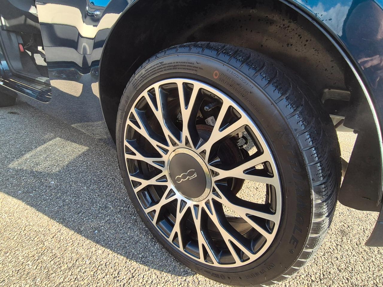 Fiat 500 C 1.0 Hybrid Dolcevita