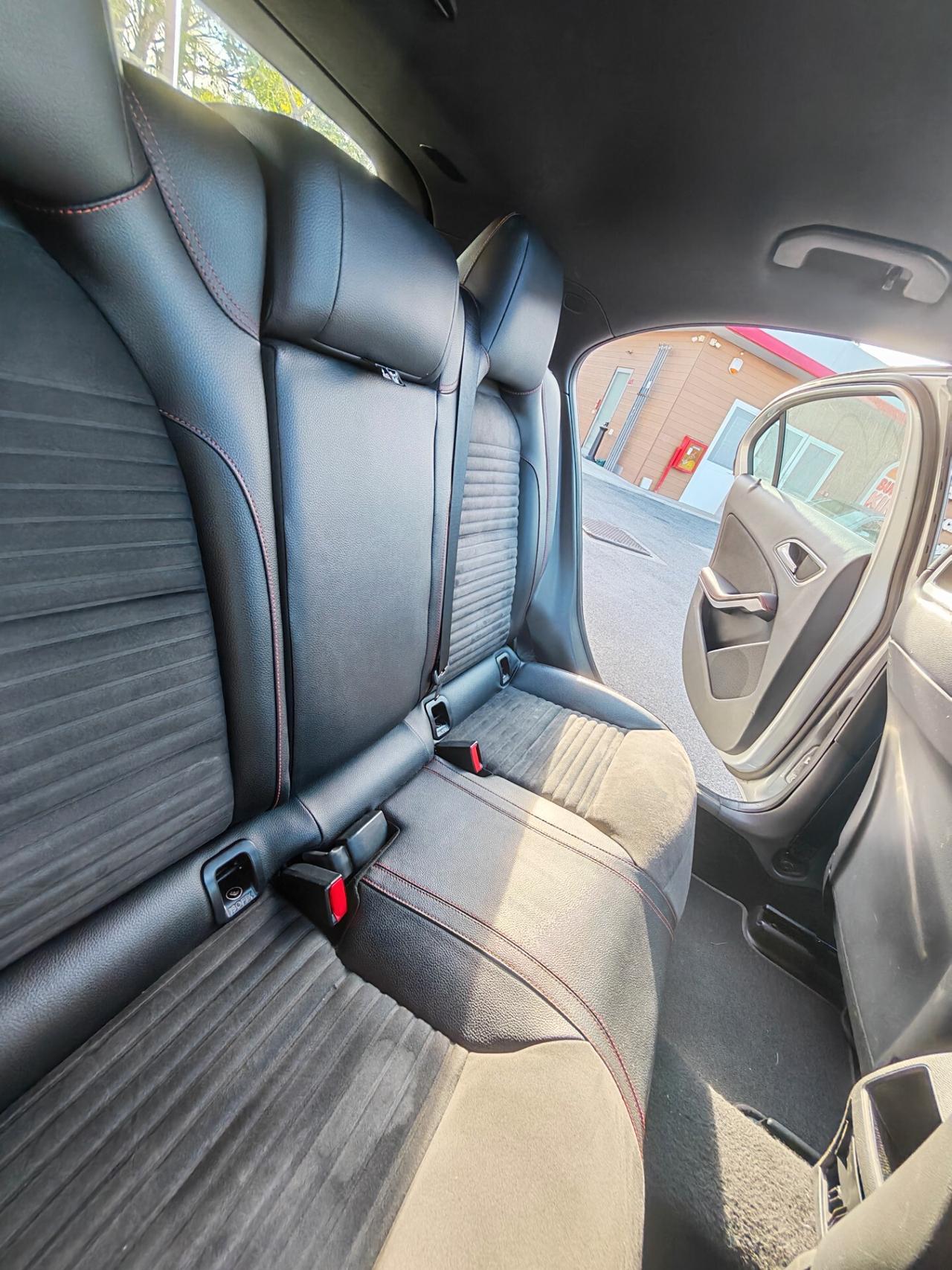 Mercedes-benz A 220 CDI Automatic Premium