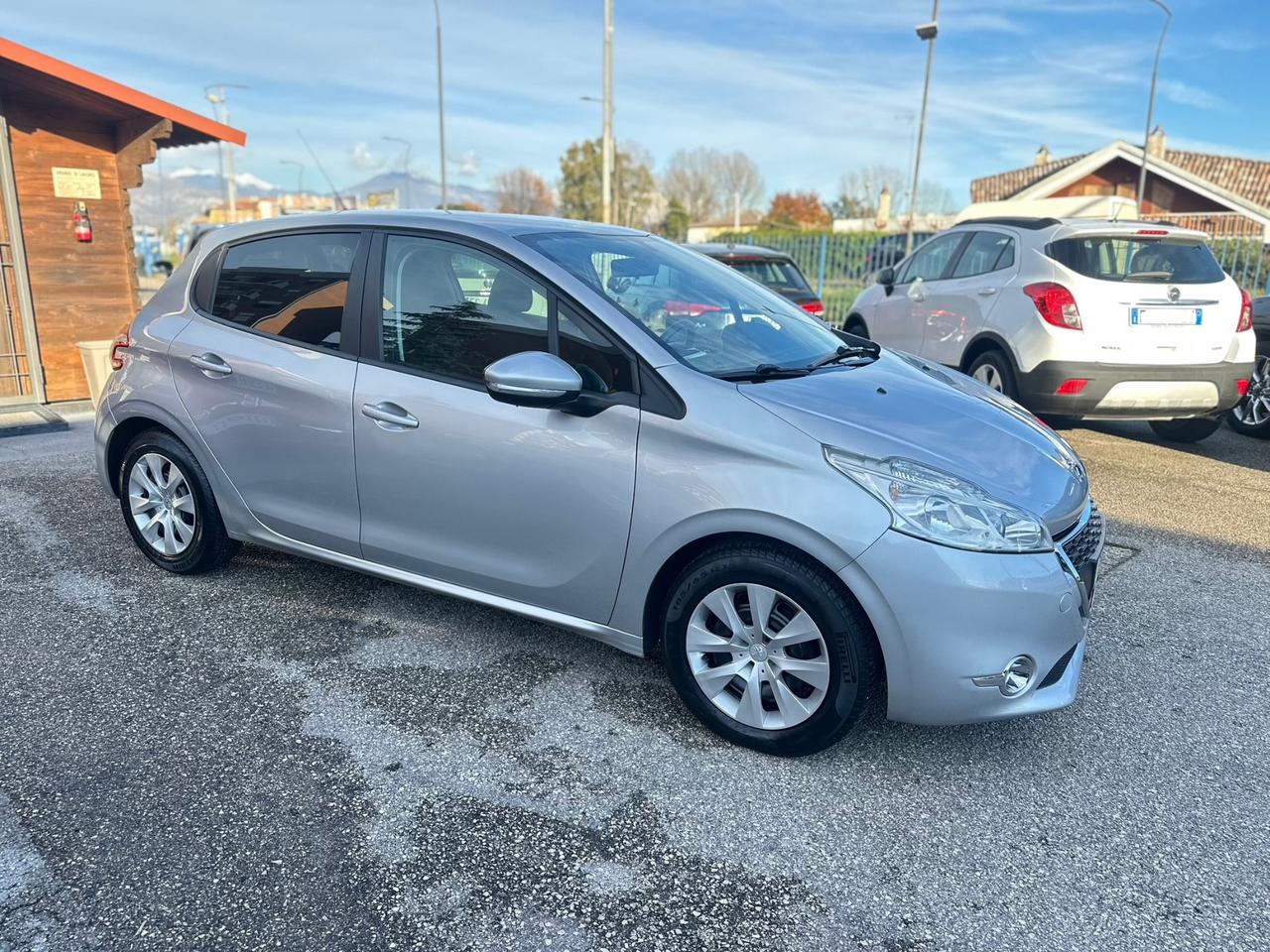 Peugeot 208 1.4 HDi 68 CV 5 porte Active