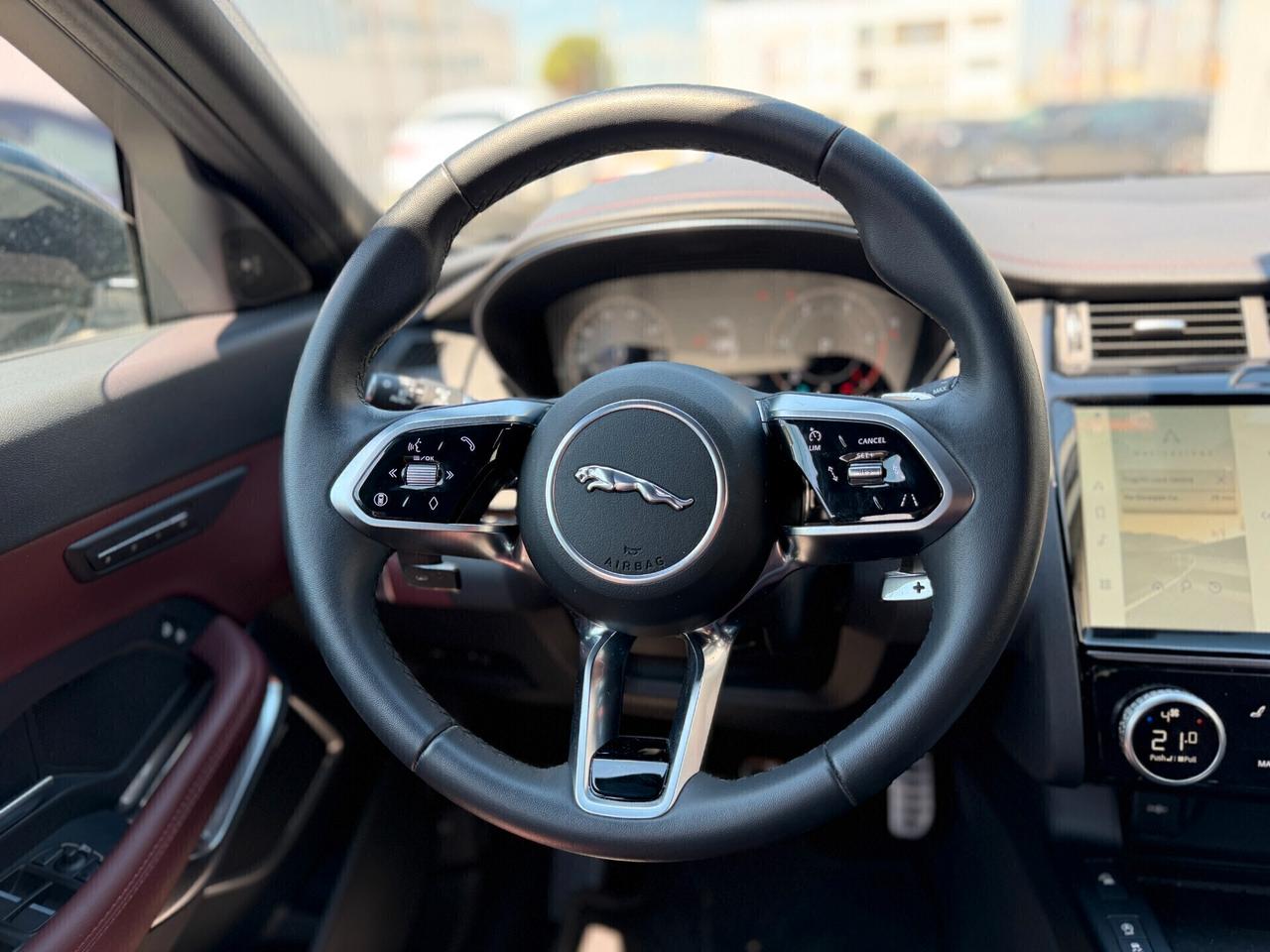 Jaguar E-Pace 2.0D I4 163 CV AWD Auto R-Dynamic HSE UNICO PROPRIETARIO ITALIANA