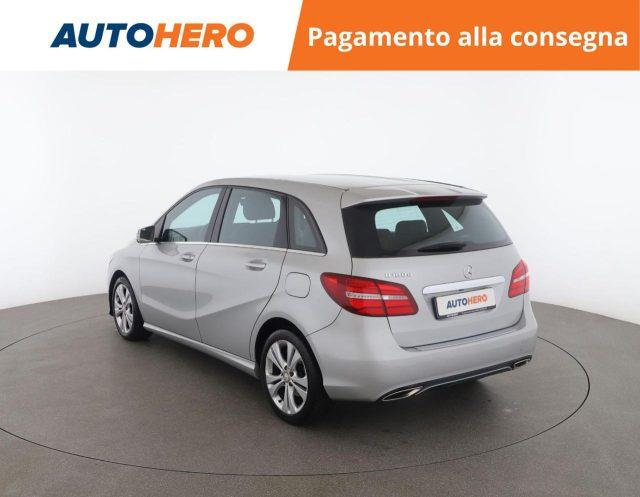 MERCEDES-BENZ B 180 d Sport
