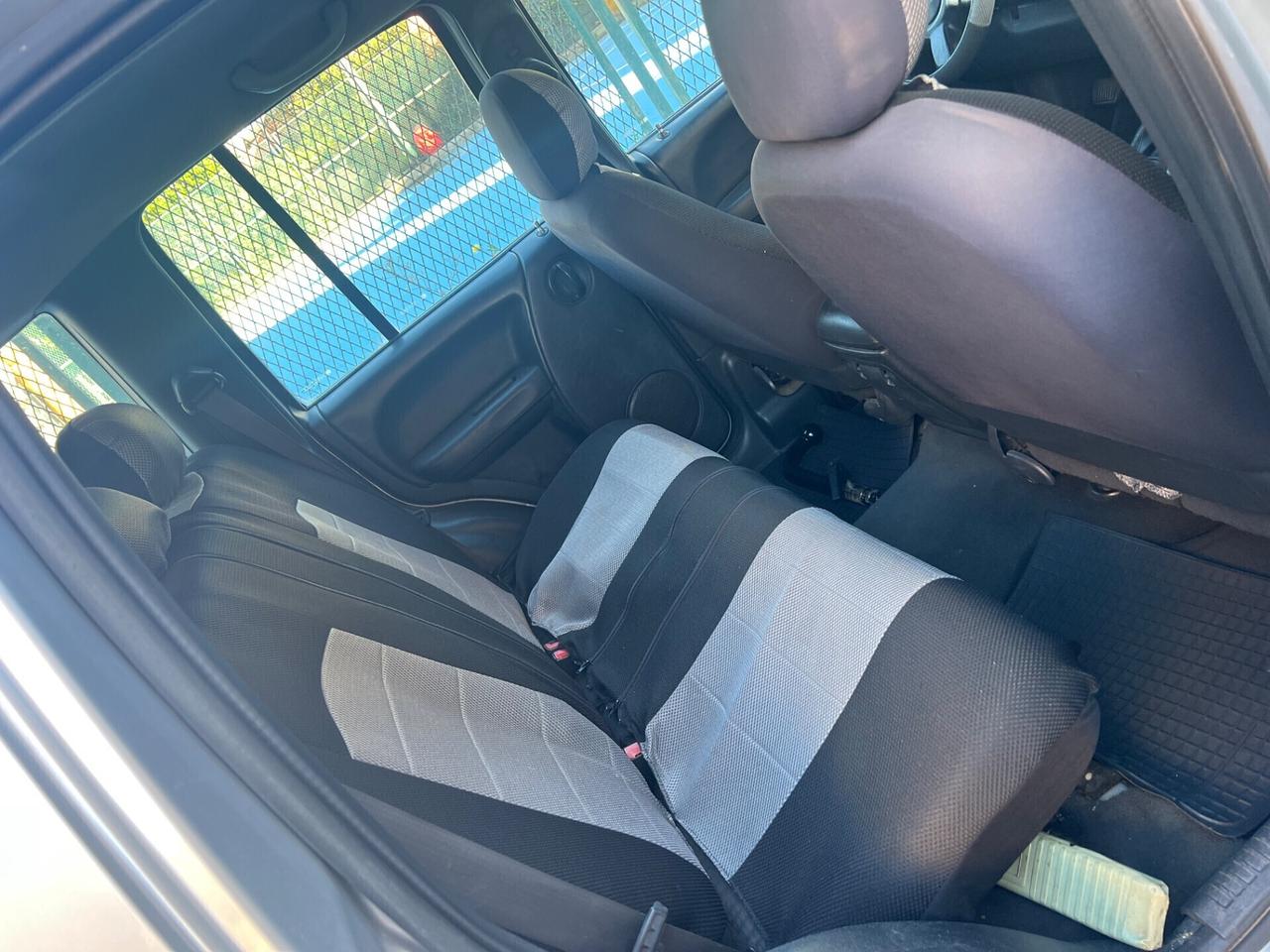 Jeep Cherokee 2.5 CRD Sport