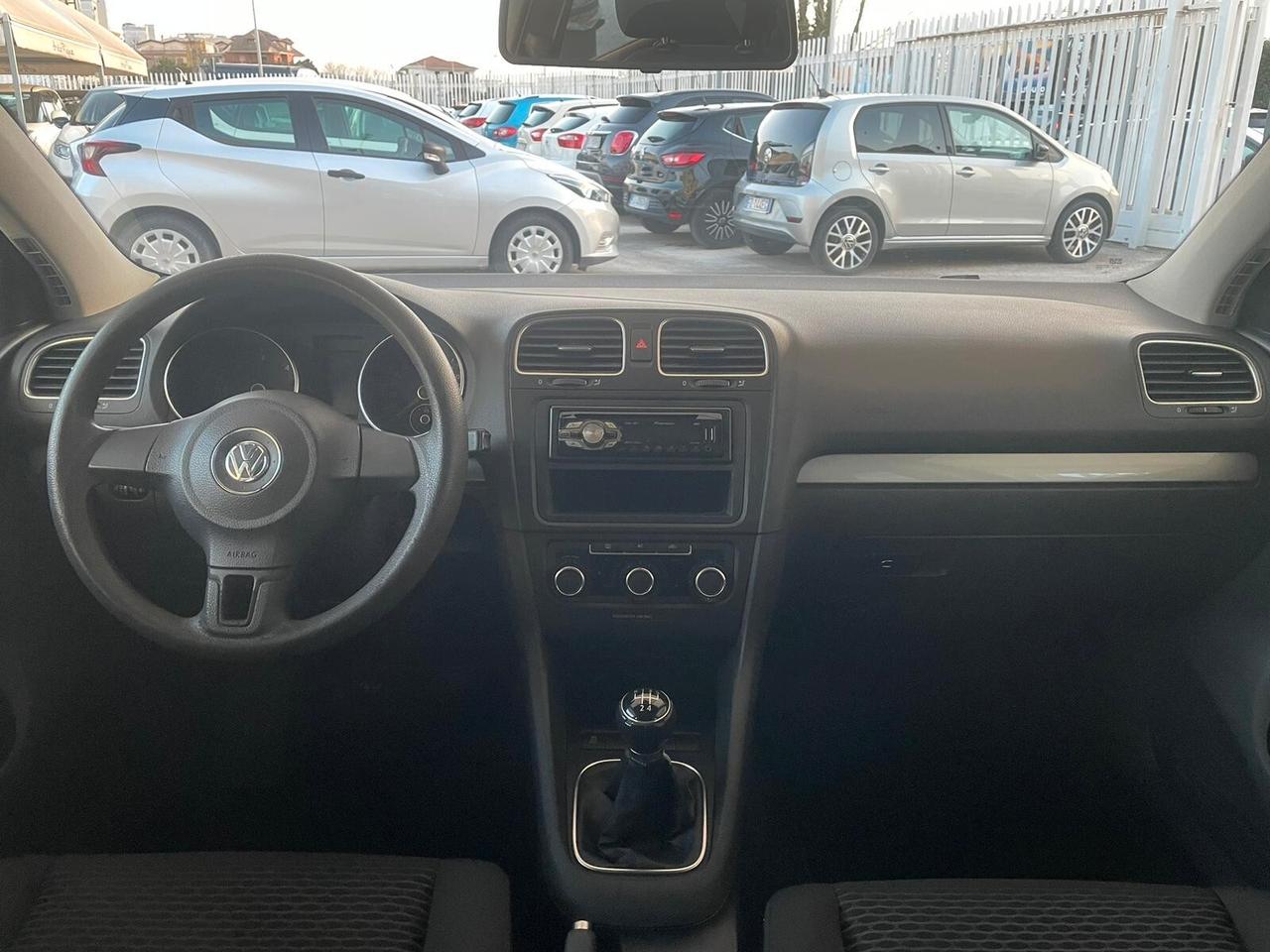 Volkswagen Golf 1.6 TDI DPF 5p. Highline
