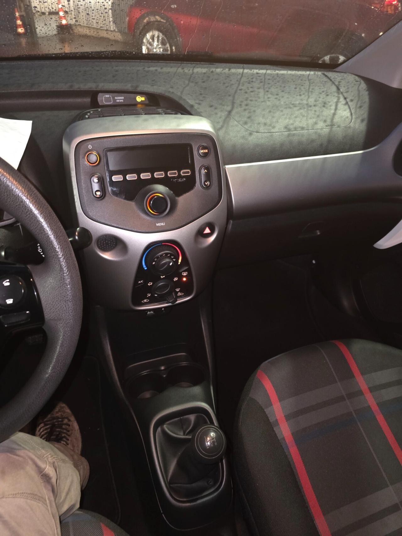 Peugeot 108 1.0 68cv 5 porte Allure TOP! Perfetta e garantita 12M