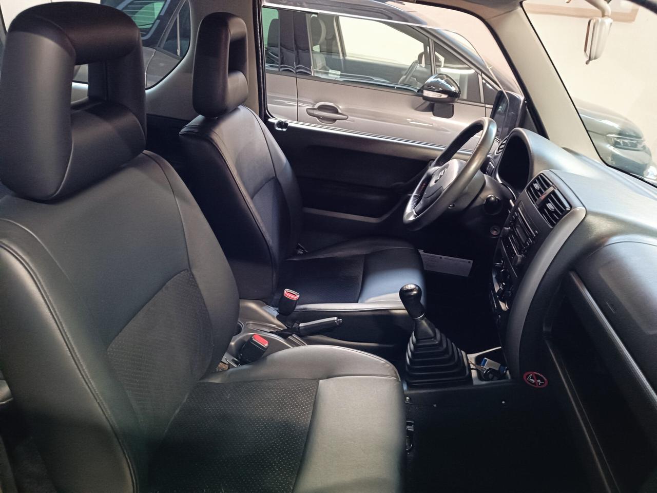 Suzuki Jimny 1.3i 16V cat 4WD JLX Più