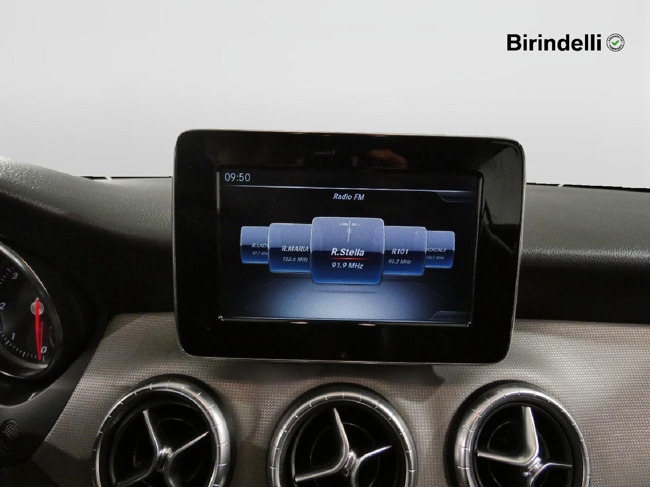 Mercedes-Benz CLA (C/X117) - CLA 200 d S.W. Automatic Sport