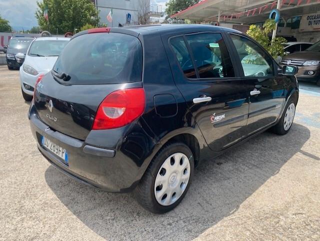 Renault Clio 1.2 16V 5 porte GPL