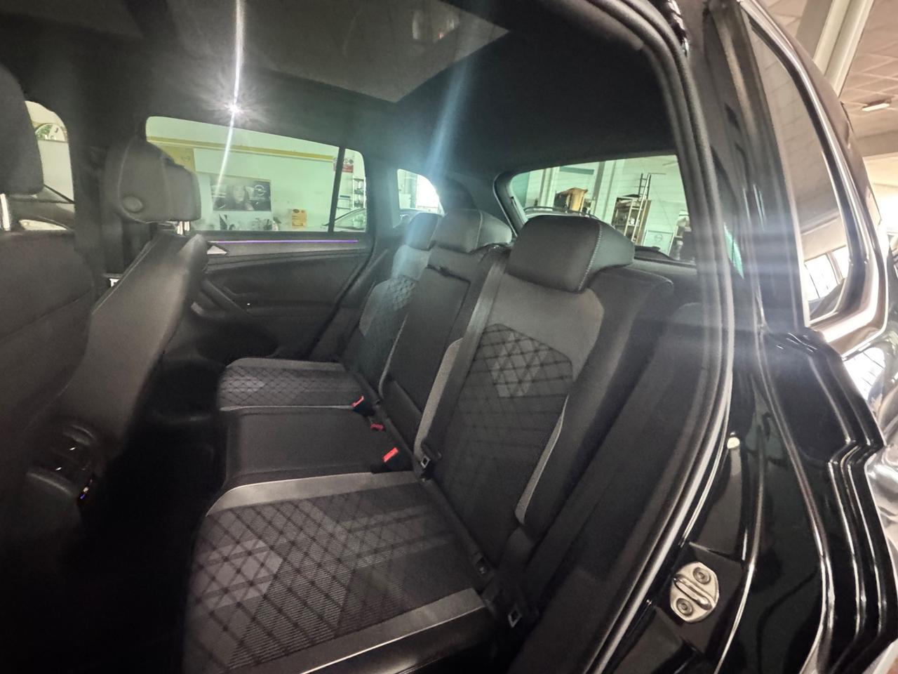 Volkswagen Tiguan 2.0 TDI 200 CV SCR DSG 4MOTION R-Line