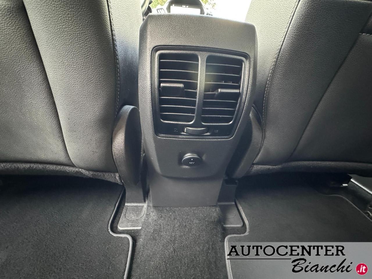 Ford Kuga 2.0 tdci Titanium s&s awd 150cv powershift