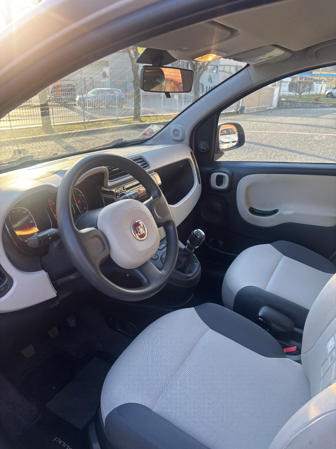 Fiat Panda 0.9 TwinAir Turbo Natural Power Lounge