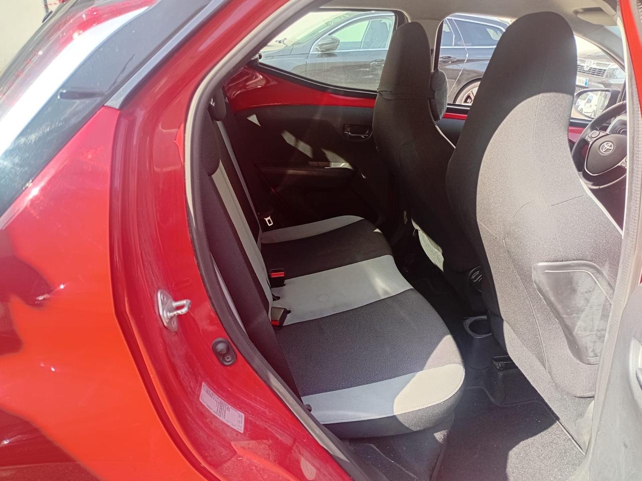 Toyota Aygo 1.0 VVT-i 69 CV 5 porte 11/2016