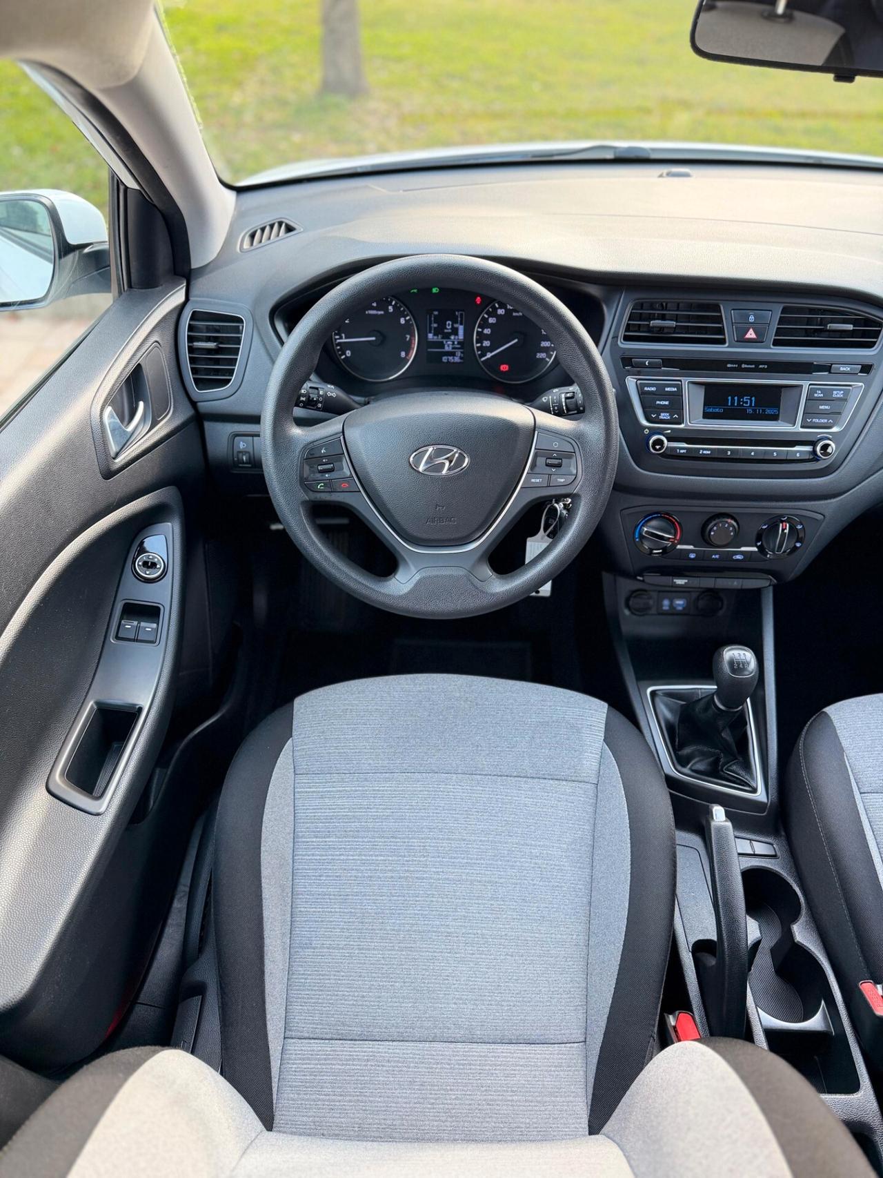 Hyundai i20 1.2 84 CV 5 porte 2016 neopatentati