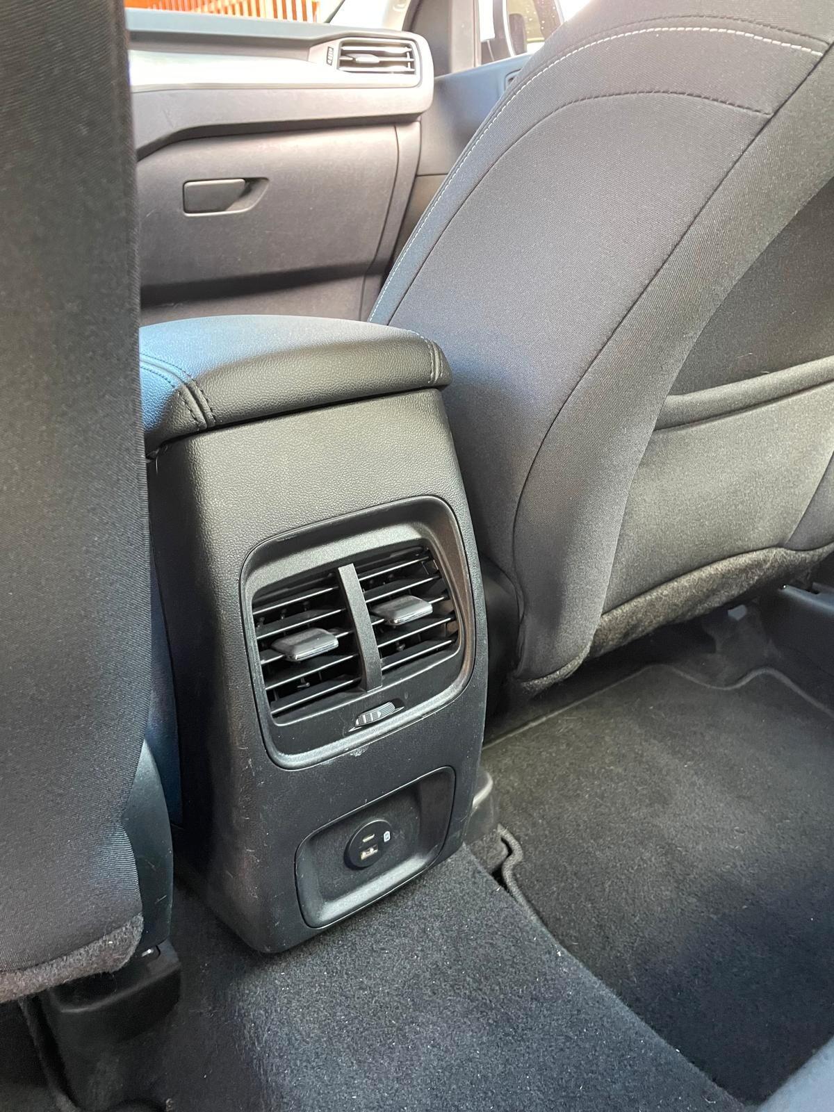 Ford Kuga 1.5 EcoBlue 120 CV aut. 2WD Titanium Business