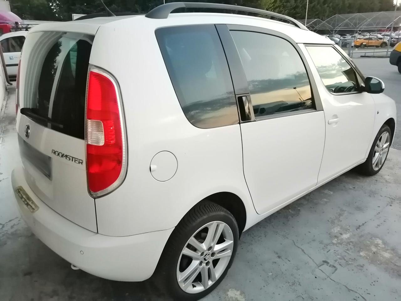 SKODA ROOMSTER TDI 5 POSTI CAT. N1