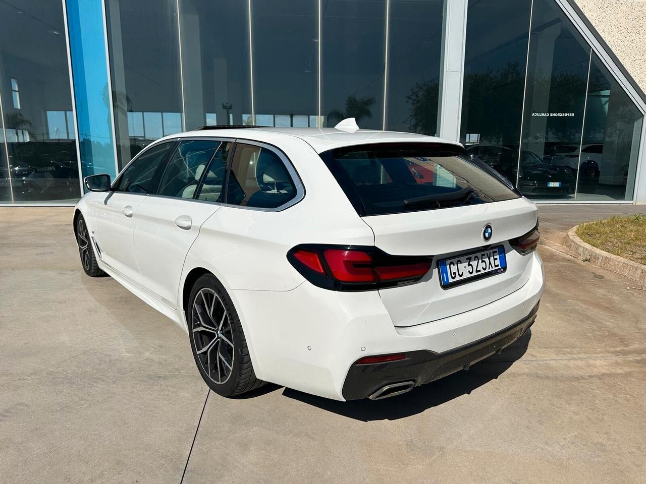 BMW 530 Touring mhev 48V xdrive Msport auto
