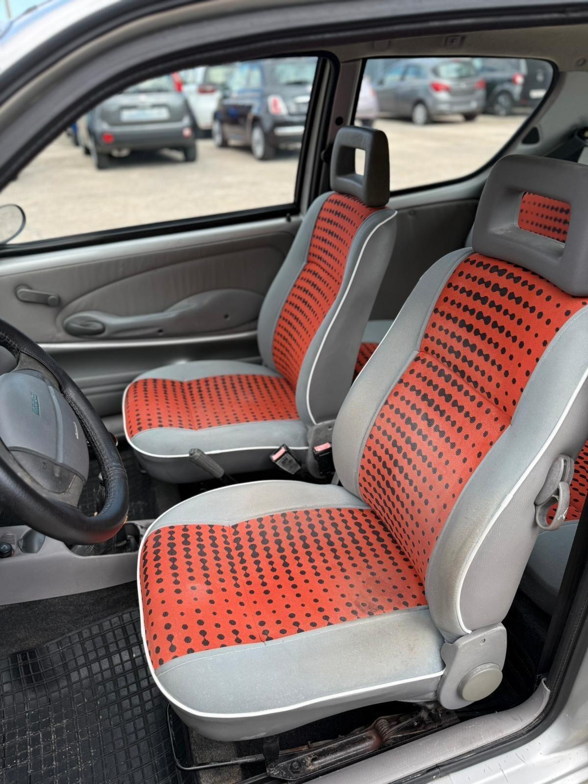 Fiat 600 1.1 Active