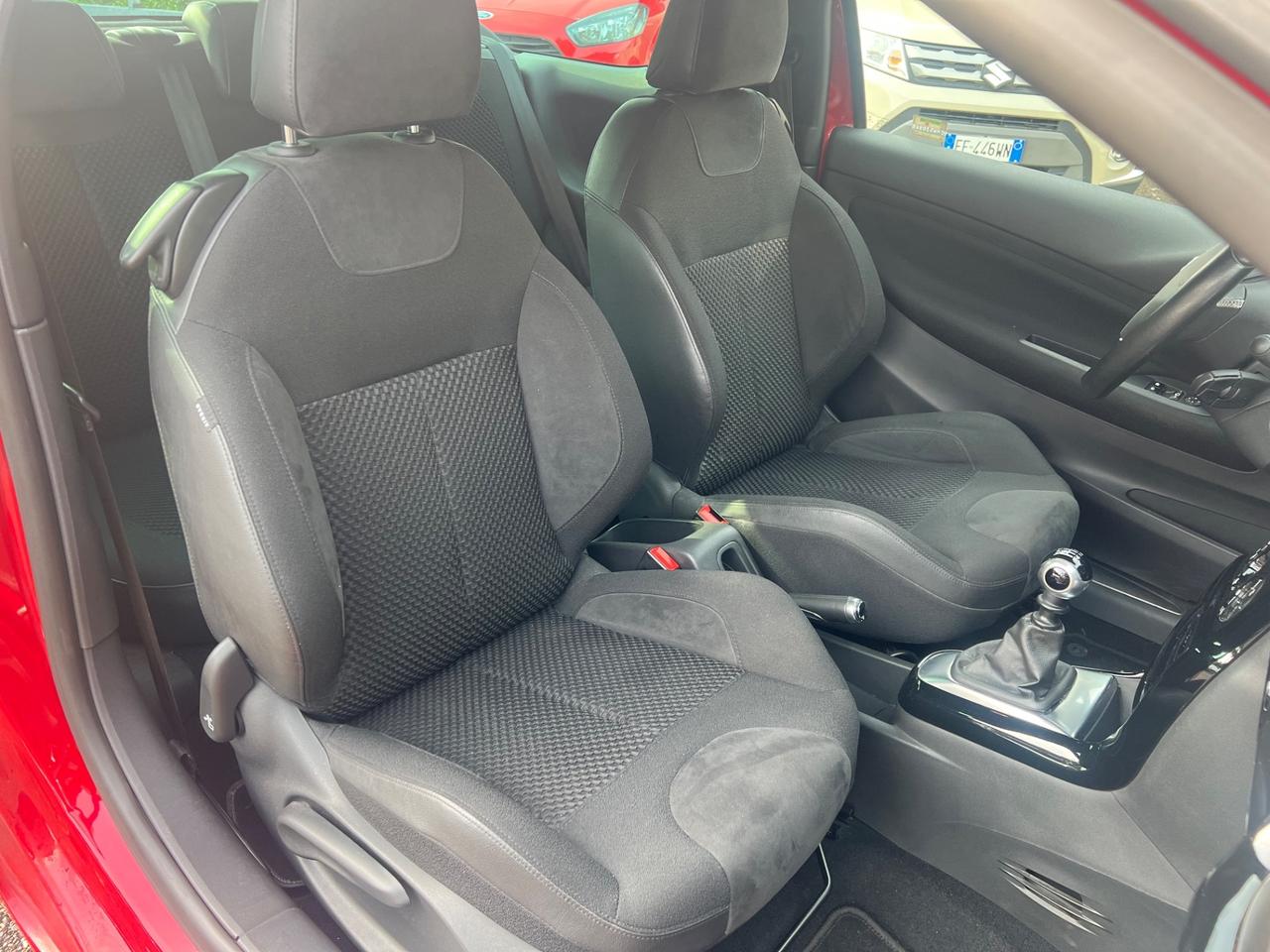 Ds DS3 DS 3 BlueHDi 120 Ines De La Fressange