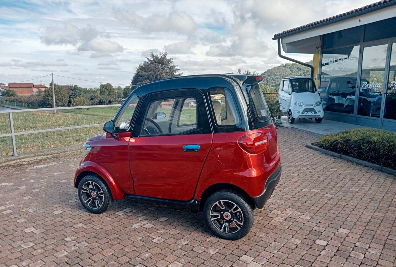 FREEDOM VITALE UFO ECOBIKE SENZA PATENTE MINI AUTO