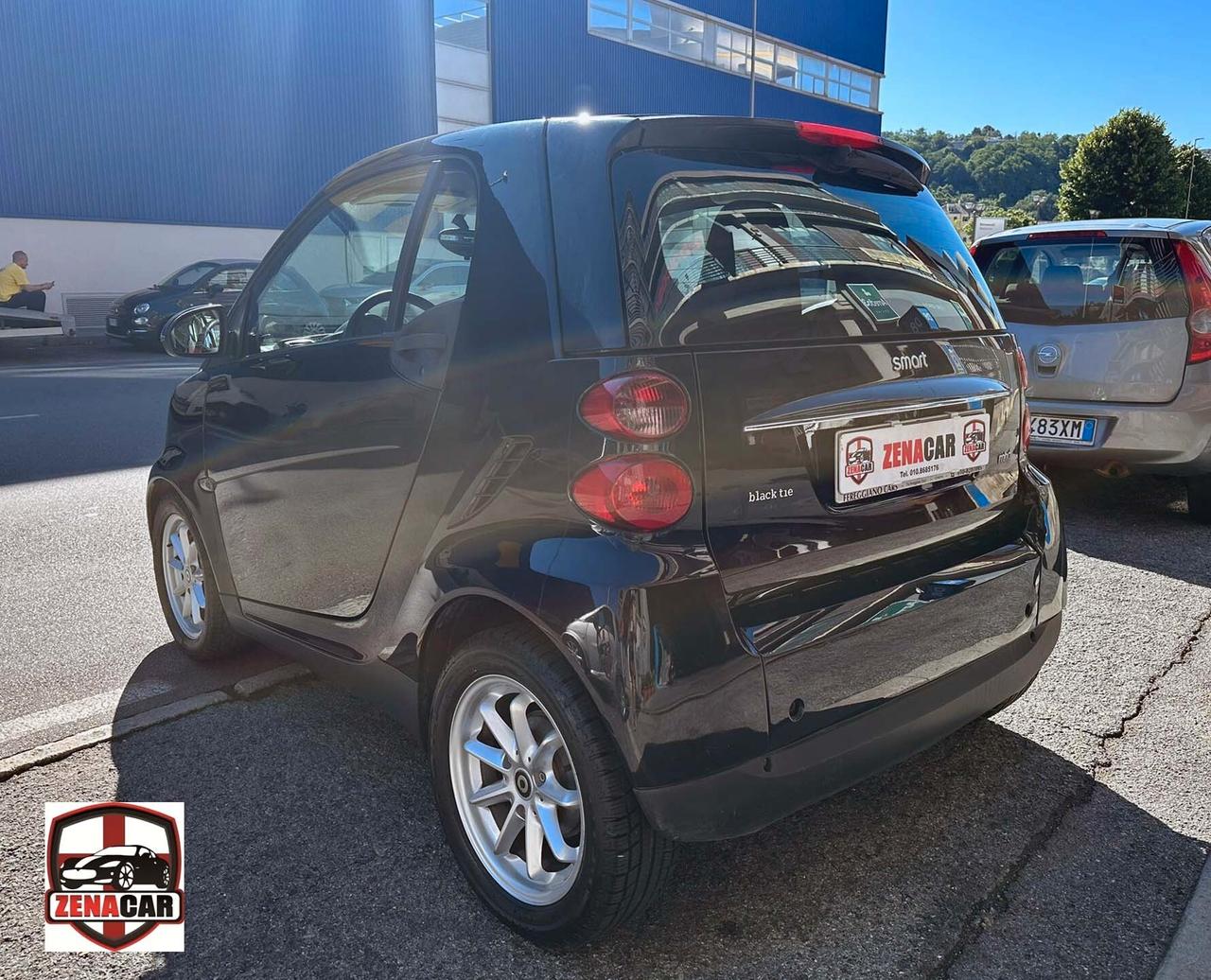 Smart ForTwo 1000 52 kW MHD coupé pure