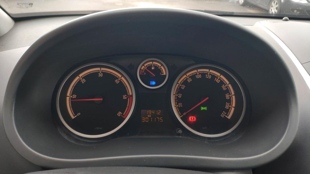 Opel Corsa 1.3 Diesel 75 CV 5P