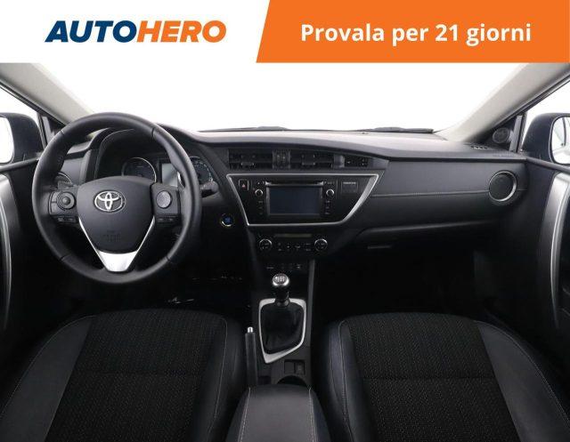 TOYOTA Auris 2.0 D-4D Lounge